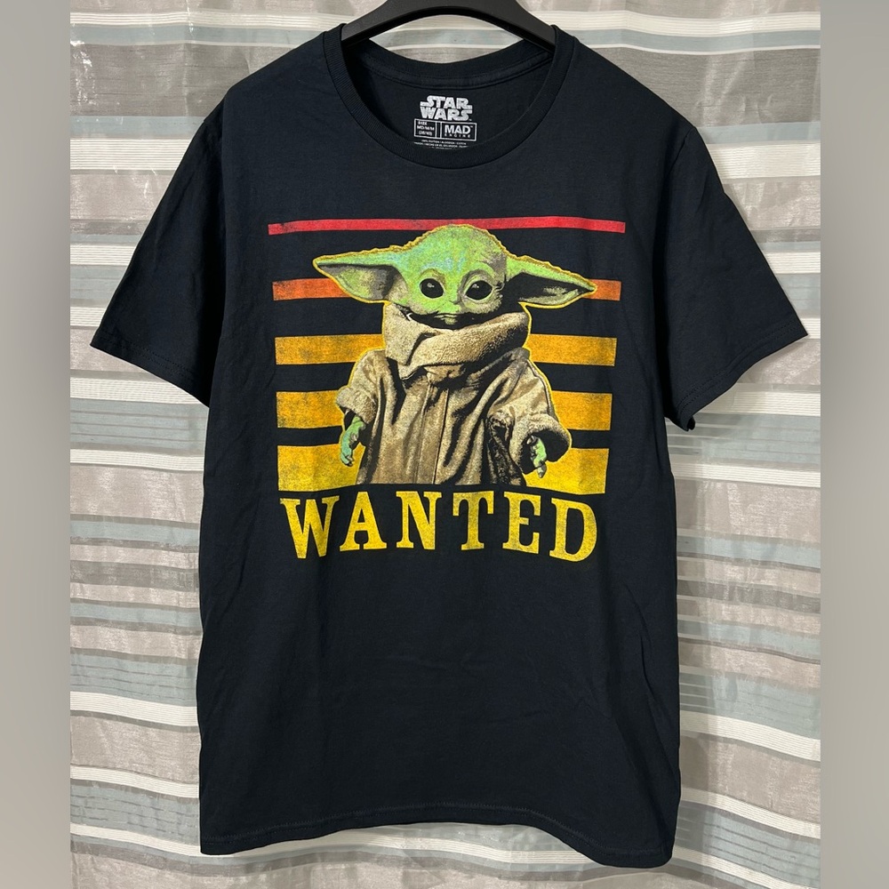 Star Wars The Mandalorian Baby Yoda Grogu Black Wanted T-Shirt